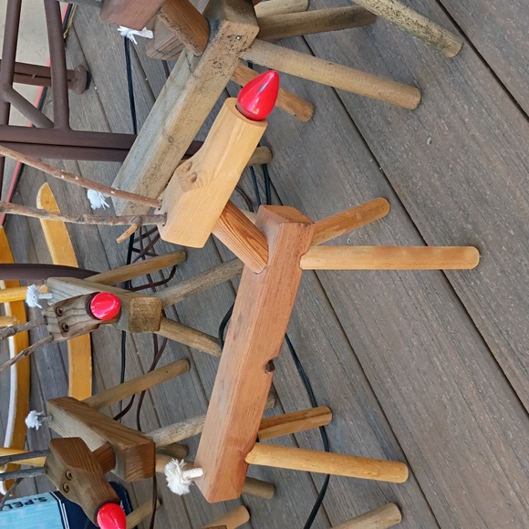 CUTEST Rustic Wooden Log Reindeer Christmas Handmade Natural Wood Nose Lights Up - Picture 2 of 10